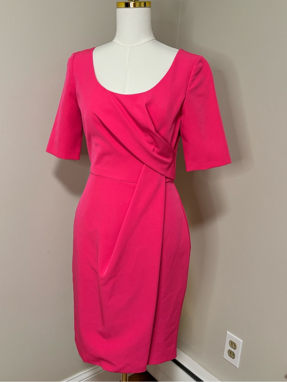Trina Turk Hot Pink Ruched Sheath Dress Size 2 Career Cocktail Wedding Guest